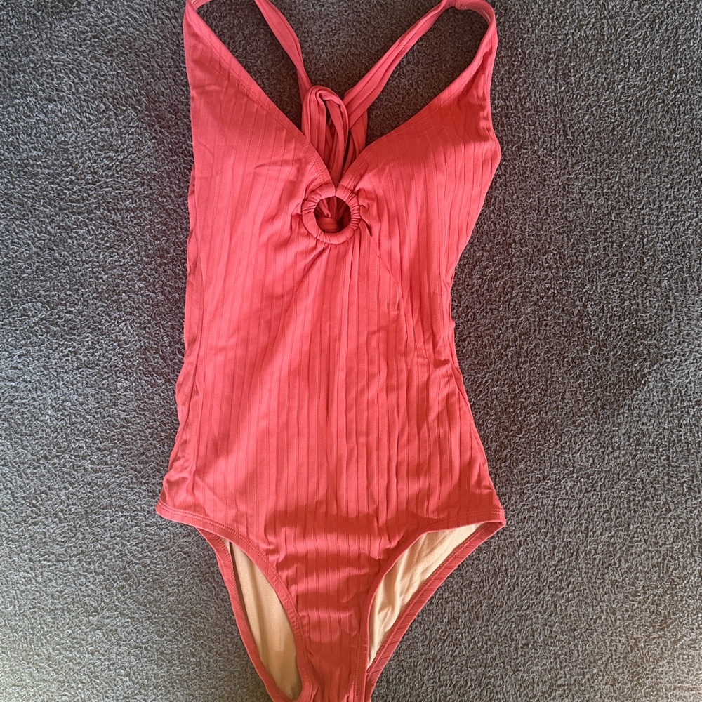 Kona Sol Women’s Wide Ribbed Ring Medium Coverage One Piece Swimsuit, M, pink